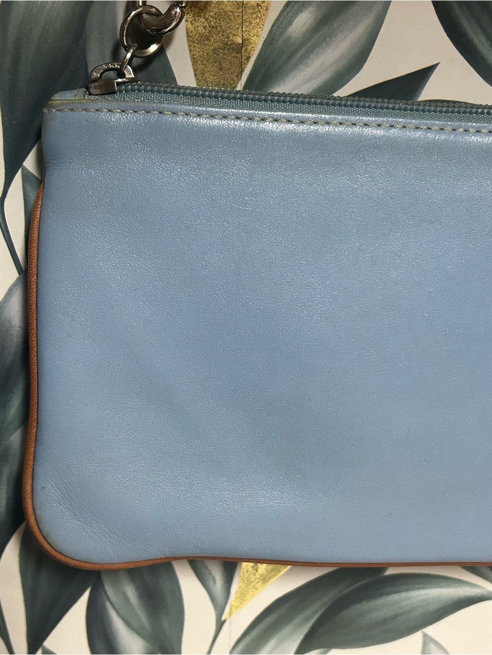 Vintage Coach Hamptons Spectator Leather Wristlet - Picture 10 of 14